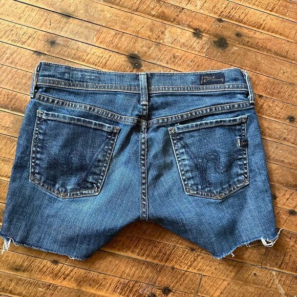 Citizens of Humanity Ava low rise cutoff size 27 jean shorts - Picture 4 of 4